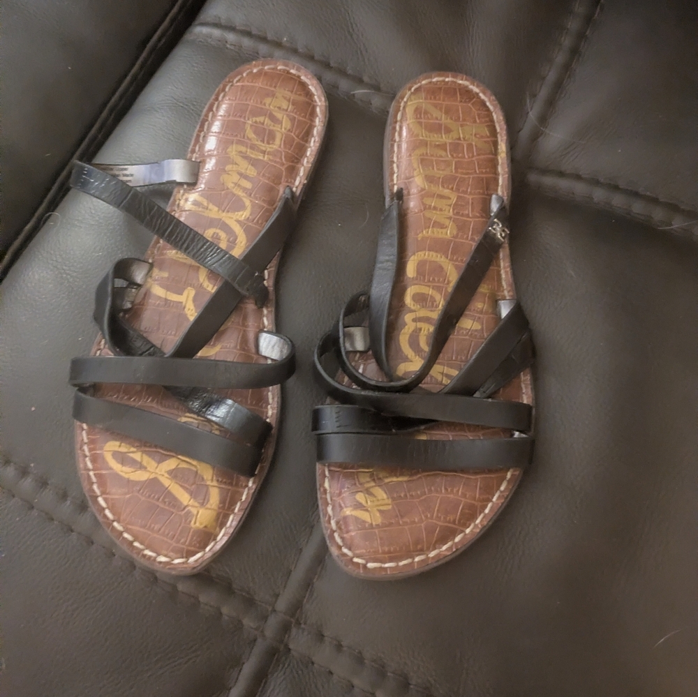 Stylish Black Strappy Sandals